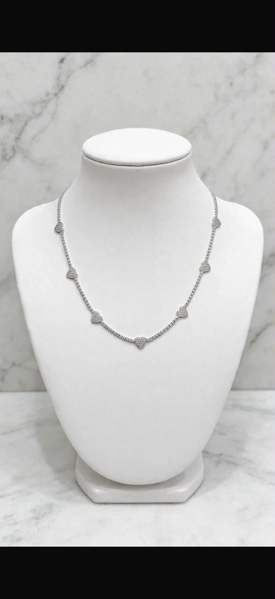 COLLANA A CUORICINI