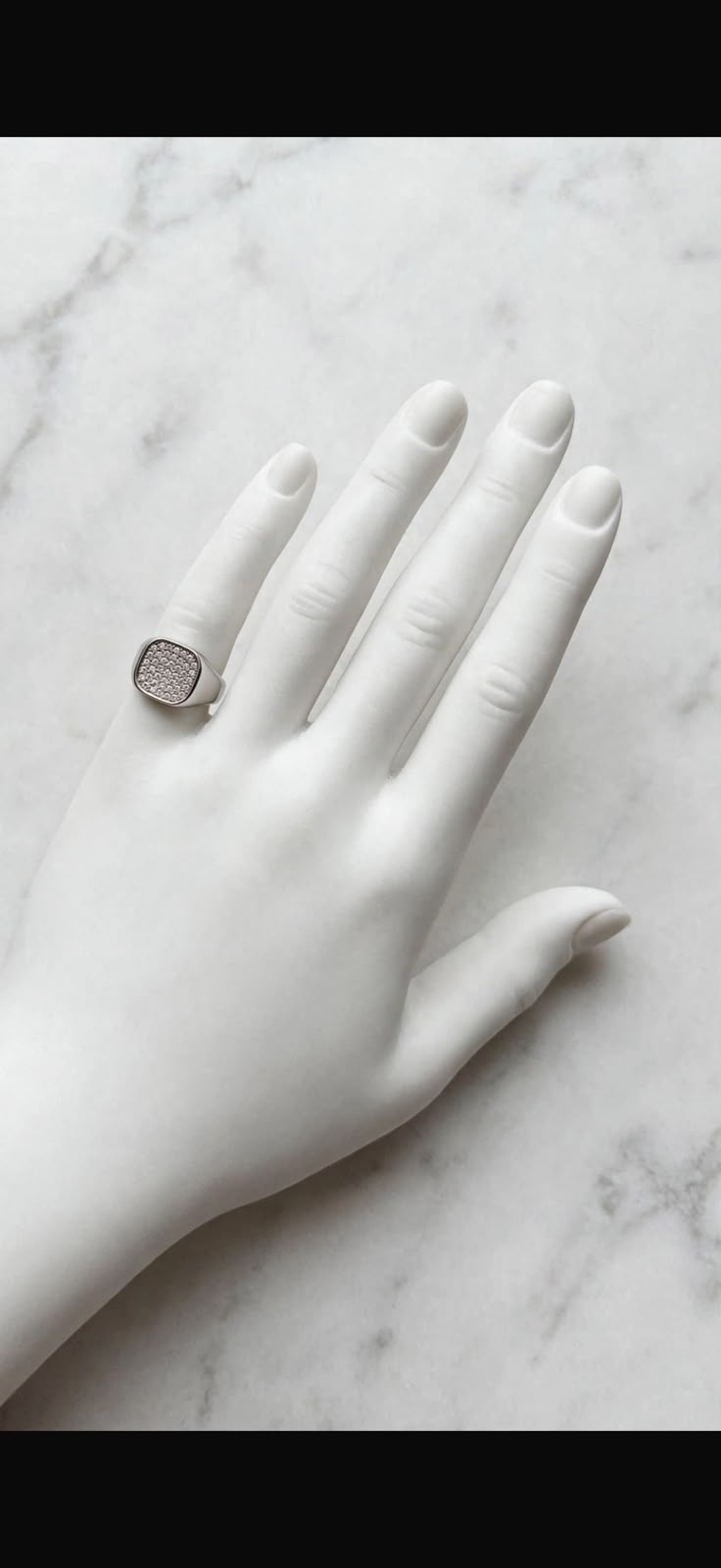 ANELLO SIGNET